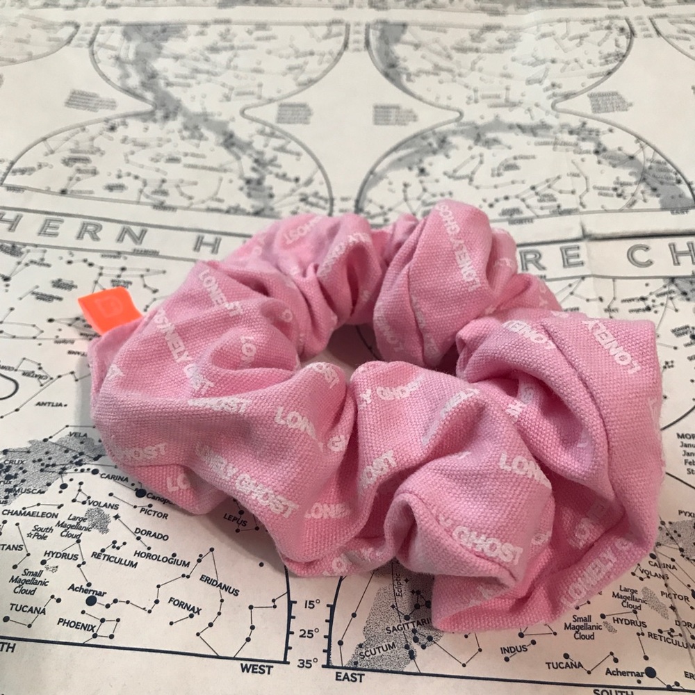 👻 Lonely Ghost Oversized Scrunchie